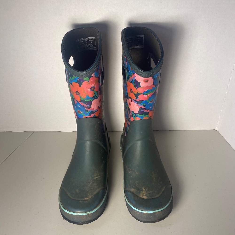 flower rainboots